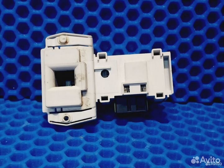 Убл Замок люка стиральной машины Candy