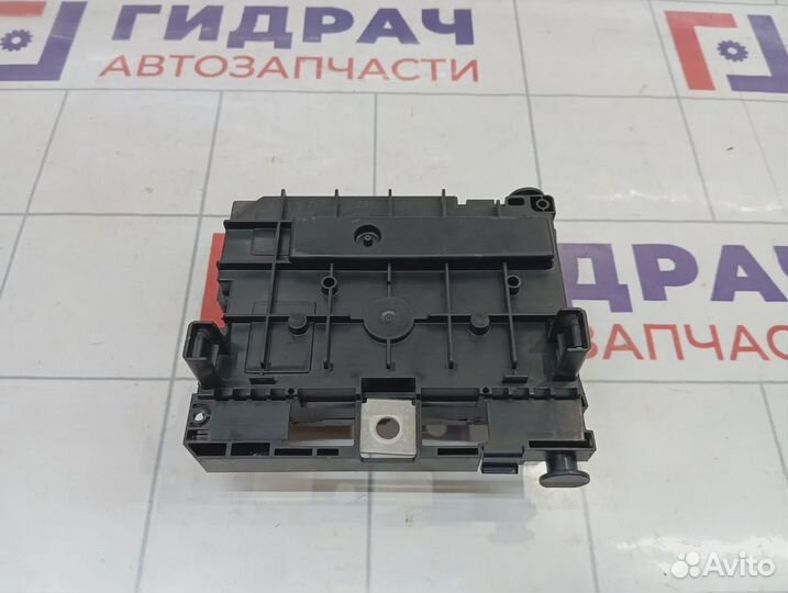 Блок предохранителей Citroen C4 9666700580