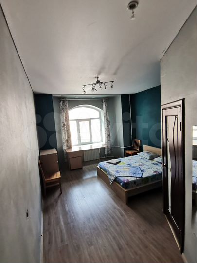 Комната 10 м² в 5-к., 5/7 эт.