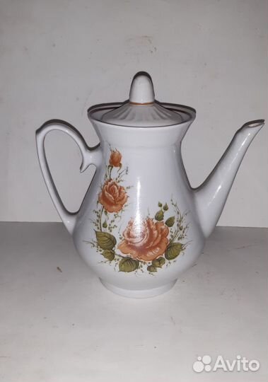 Кувшины фарфор