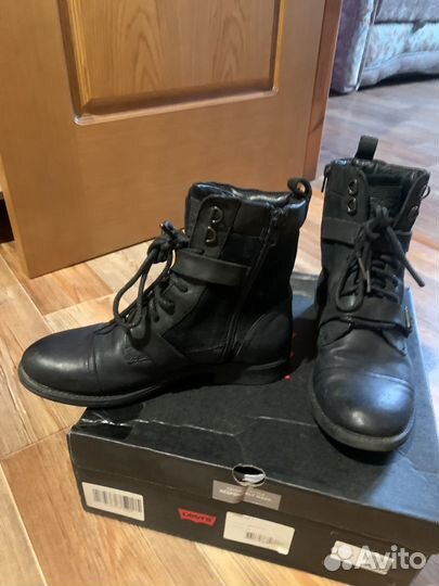 Ботинки женские