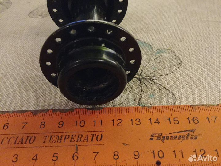 Ось для велосипеда