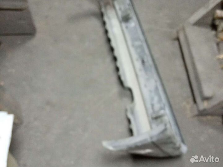 Бампер задний Ауди 80