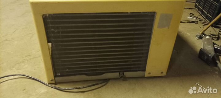 Продам оконный кондиционер бк-2300