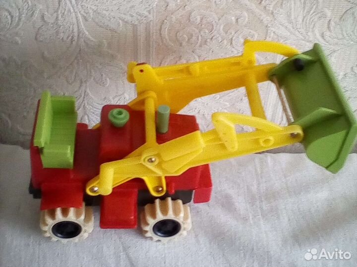 Игрушка экскаватор СССР
