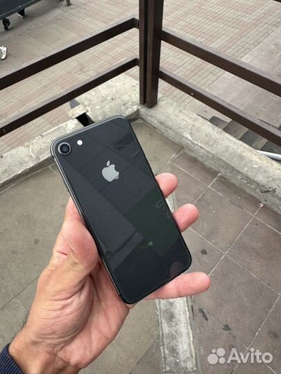 iPhone 8, 256 ГБ
