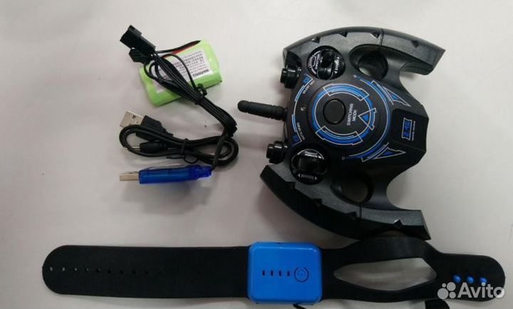 Машинка трансформер управляется жестами