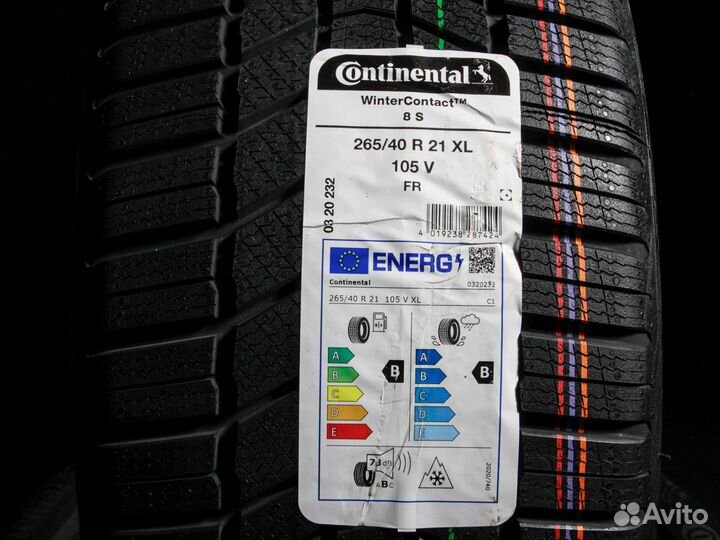 Continental WinterContact 8S 255/40 R21 и 265/40 R21 111V