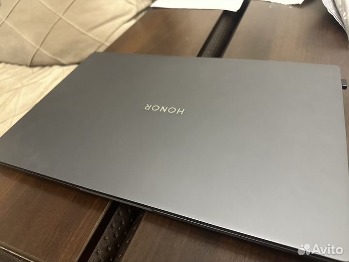 Honor magicbook 16