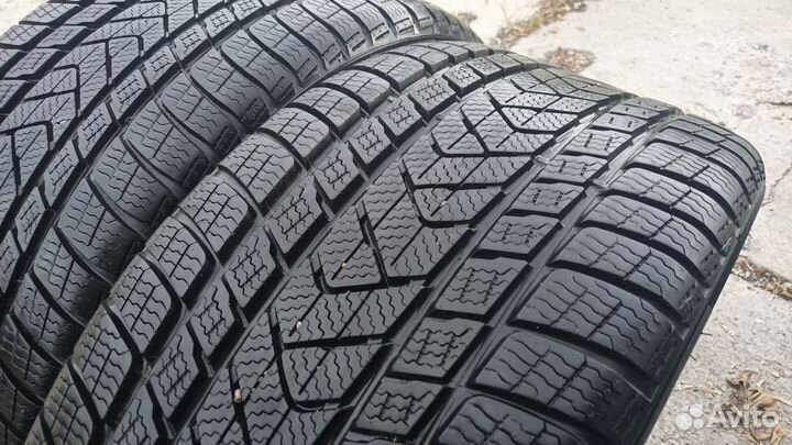 Pirelli Winter Sottozero 3 245/40 R20 и 275/35 R20 102V