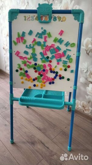 Детский мольберт двухсторонний (+азбука и буквы)