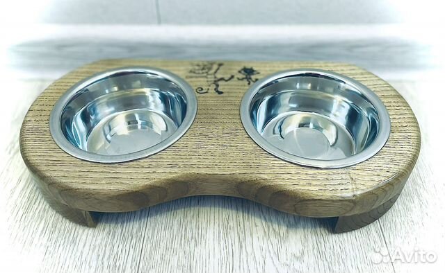 Кормушка для домашних животных: кошек и собак