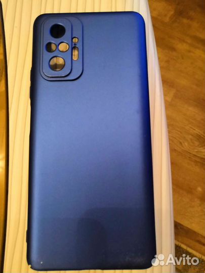 Чехлы на телефоны