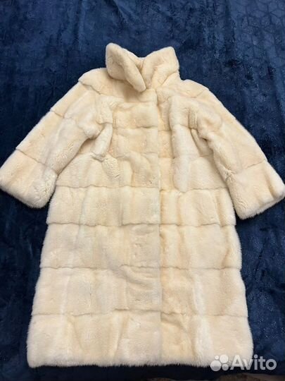 Шуба норковая 42 44 белая