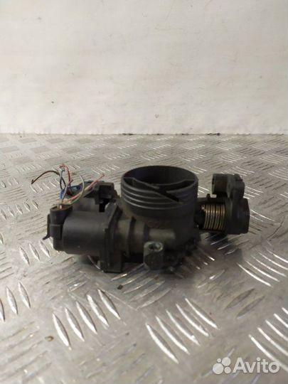 Дроссельная заслонка Peugeot 206 универсал 1.4 KFW