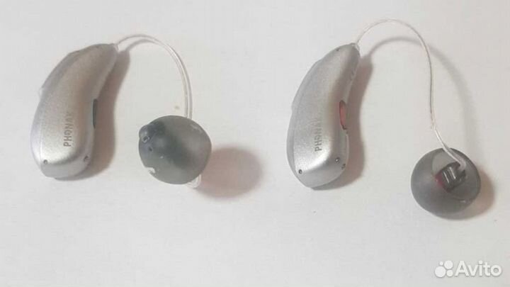 Два Слуховых аппарата Phonak Audeo M70R