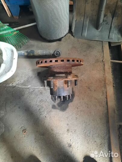 Ступица с тормозным диском валдай