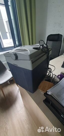 Автомобильный холодильник бу