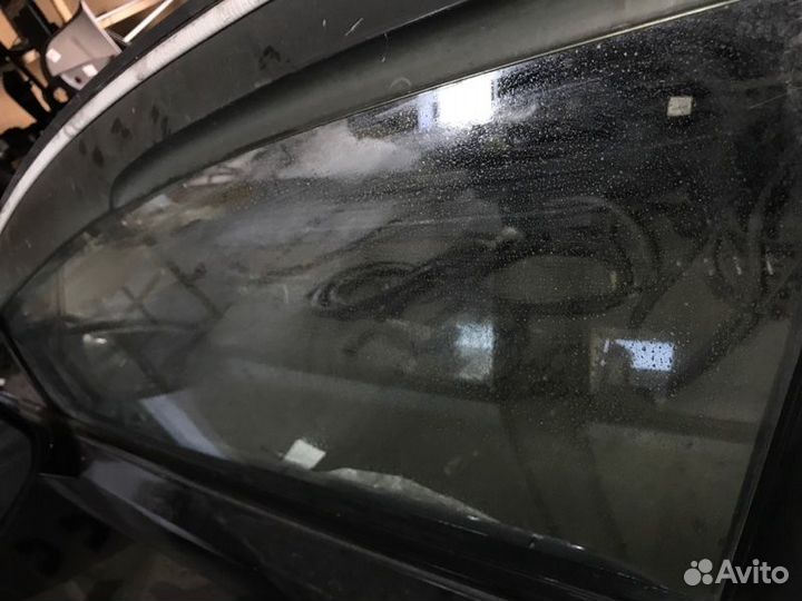 Стекло двери переднее левое Honda Civic FD1 R18A