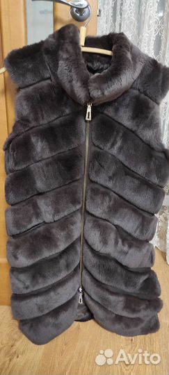 Жилетка меховая женская 46 48