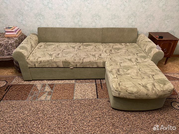 Угловой диван