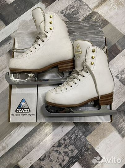 Коньки фигурные Jackson Elle