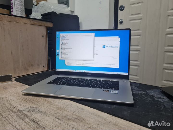 Ноутбук huawei 5500U 8gb 256gb 15.6