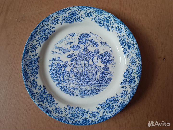 Тарелки 20см. зик конаково СССР