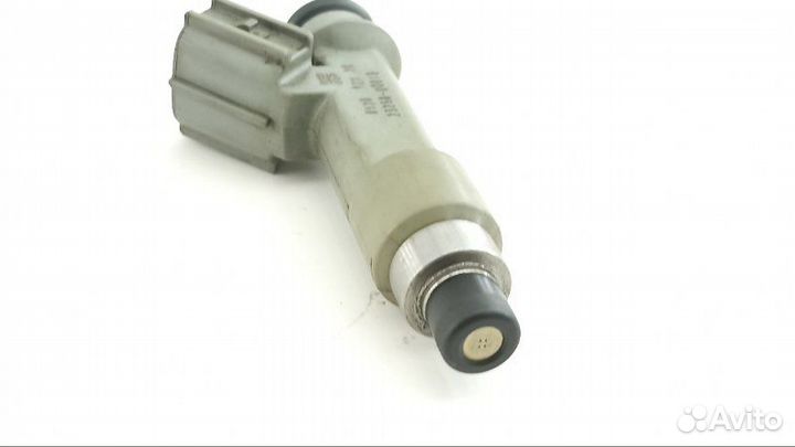 Форсунка топливная Toyota Yaris KSP90 1KR 2007