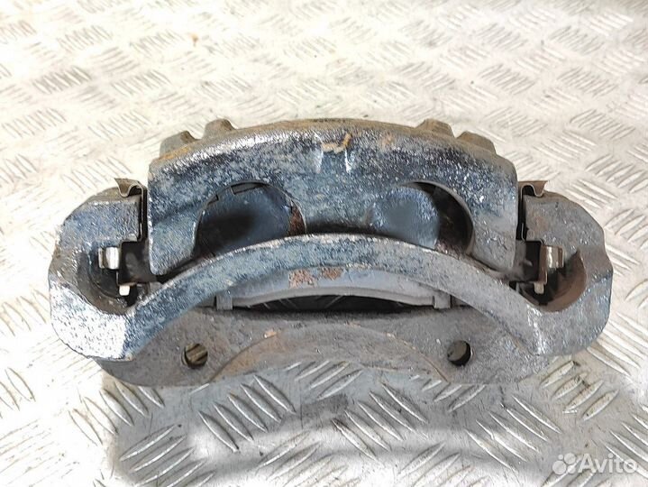 Суппорт передний левый Great wall Hover h5 H5