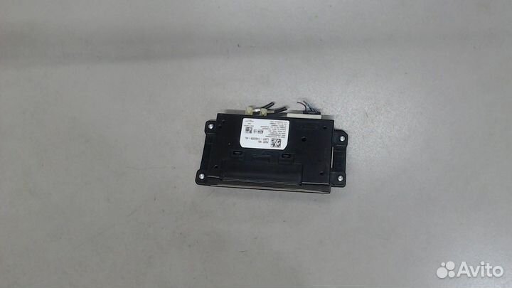 Блок управления интерфейсом Ford Escape 2020, 2020