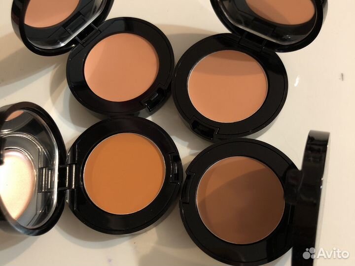 Корректор для лица Bobbi Brown