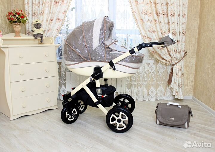 Красивая Adamex Barletta 3в1