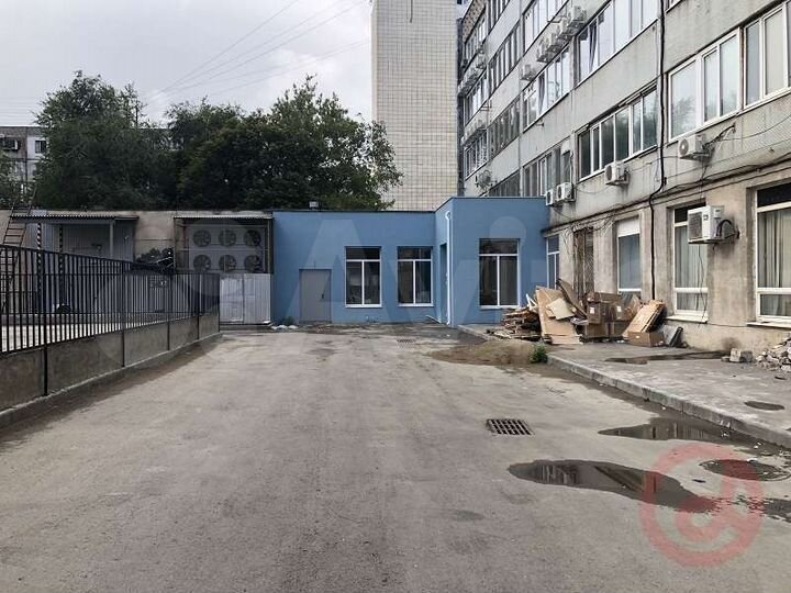 Сдам торговое помещение, 130 м²