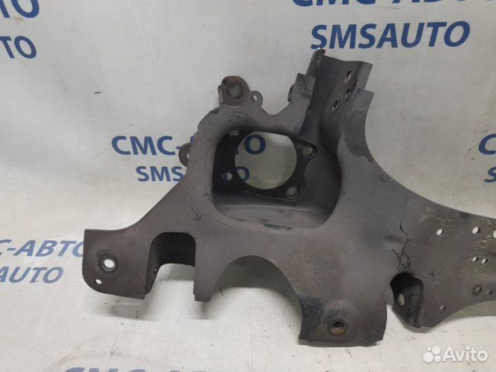 Кулак поворотный задний левый Volvo S60 С60 1.6T