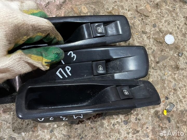 Рено меган 3 кнопка стеклоподъемника
