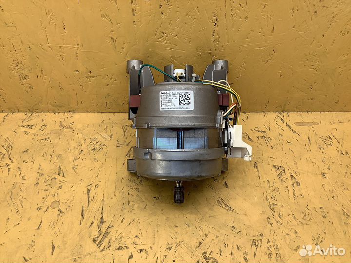 Двигатель мотор Zanussi Electrolux (2598)