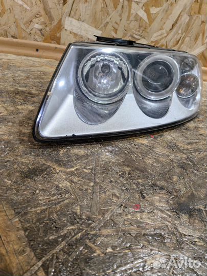 Фара Левая Фольксваген Туарег 1 7L6941015BJ Галоге