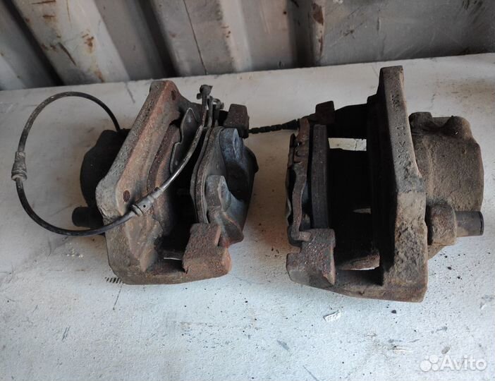 Суппорт передний 60/30 BMW X5 E70 E71 F15 F16