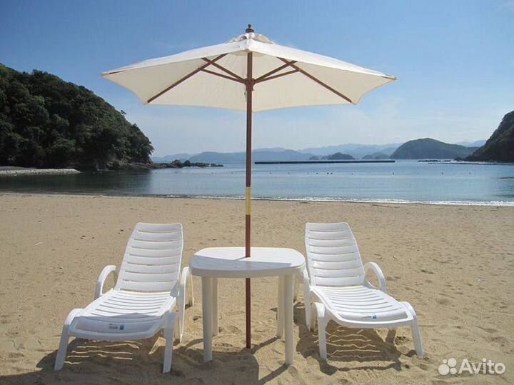 Центральный зонт. Зонт для пляжа. Уличный зонт