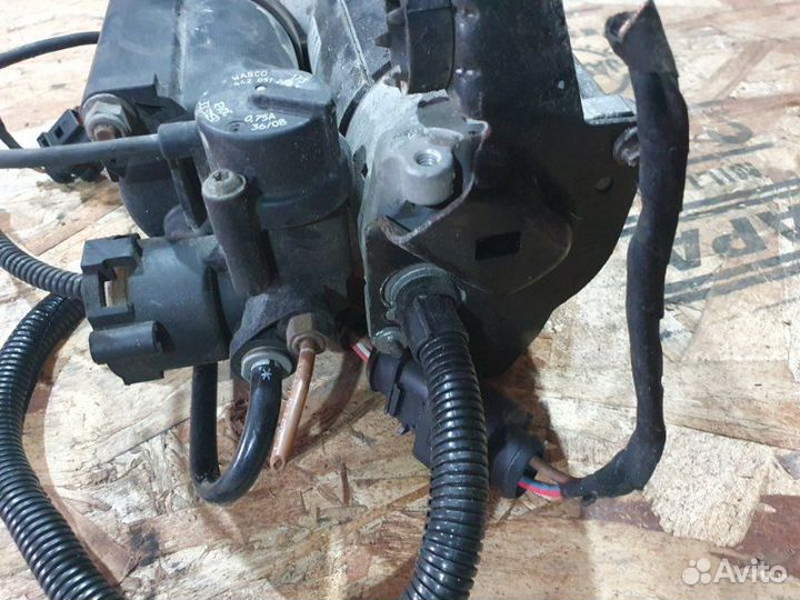 Компрессор пневмоподвески Audi A8 D3 4.2 BVJ