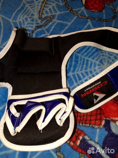 Перчатки для каратэ детские