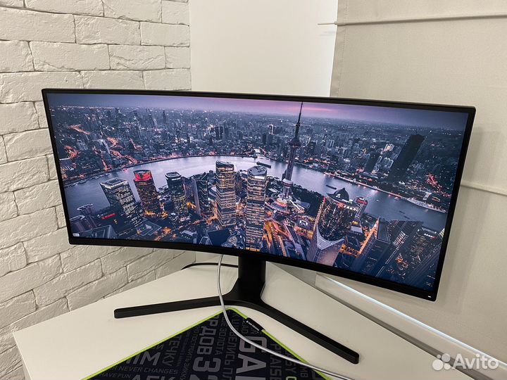 Монитор Xiaomi Mi Curved Gaming Monitor 34