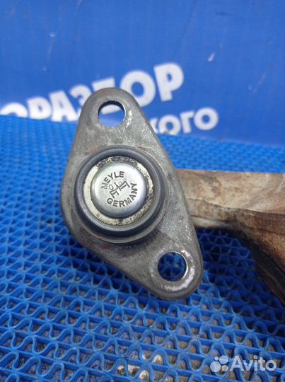 Передний правый рычаг Volvo 940 седан B230 1996