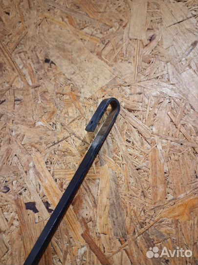 Поводок стеклоочистителя правый Mercedes Benz W220