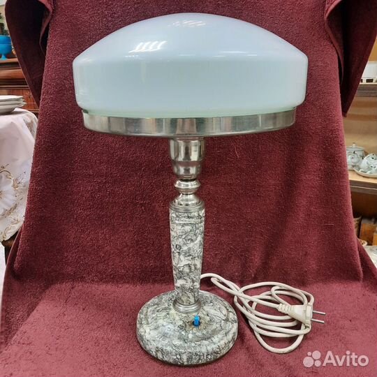 Лампа настольная. Сталинский ампир. Мрамор. СССР