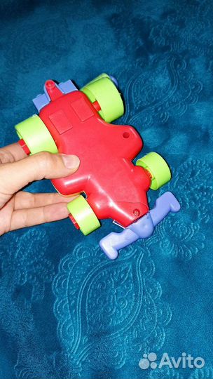 Машинка-конструктор с болтами