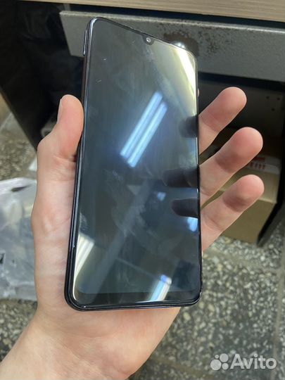 Samsung Galaxy A50, 4/64 ГБ
