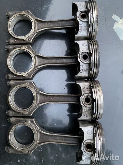 Поршни с кольцами на приору 83.0