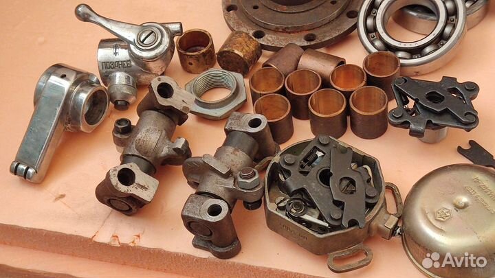 Запчасти на мотоцикла Урал Днепр